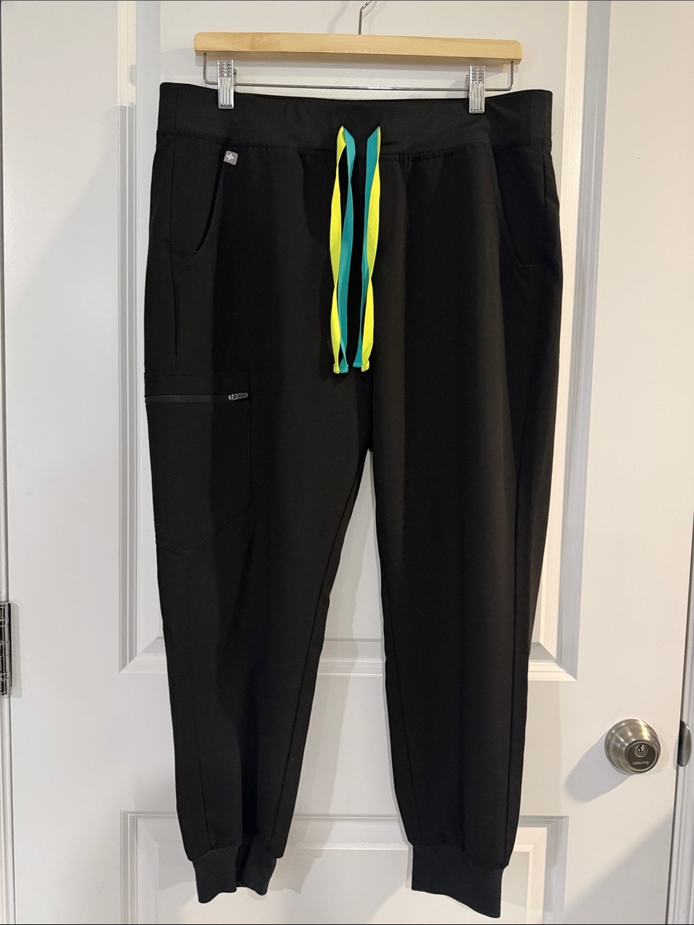 FIGS Zamora Jogger Medical Scrub Pant - #323